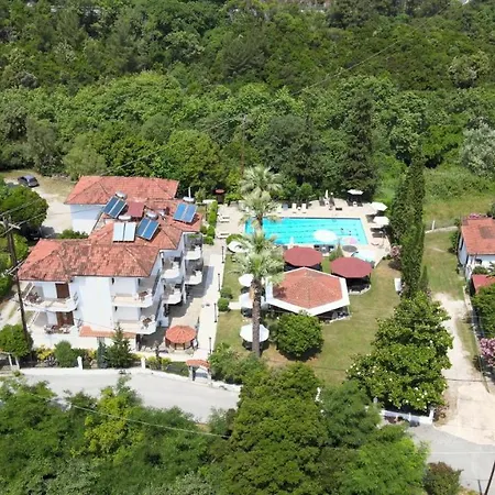 Irida 'n' Pool 3* Paralia Pantaleimonos