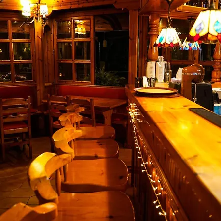 Pensionat Irida 'n' Pool Paralia Pantaleimonos