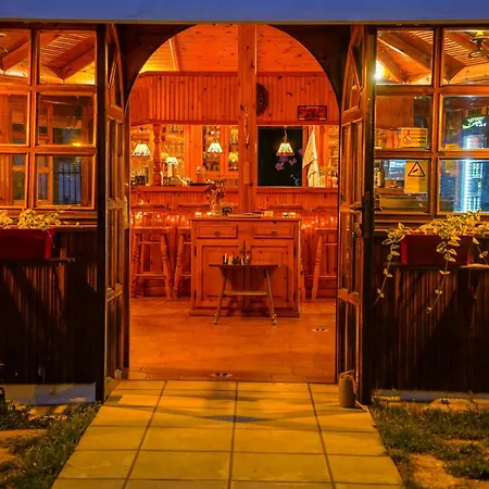 Guest house Irida 'n' Pool