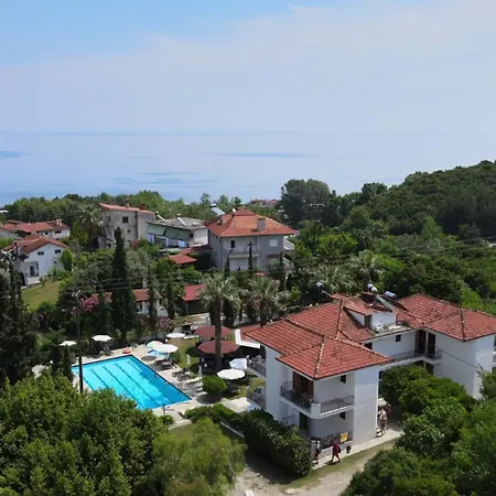 Irida 'n' Pool Guest house Paralia Panteleimonos