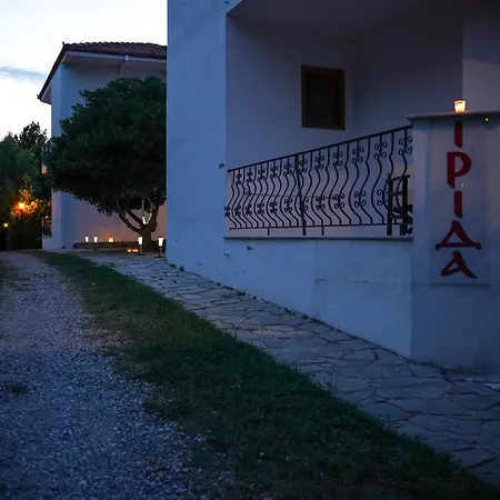 Irida 'n' Pool 3* Paralia Panteleimonos