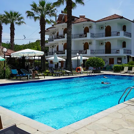 Guest house Irida 'n' Pool Paralia Panteleimonos