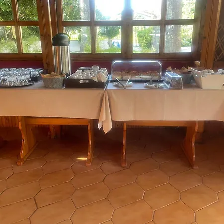 Guest house Irida 'n' Pool