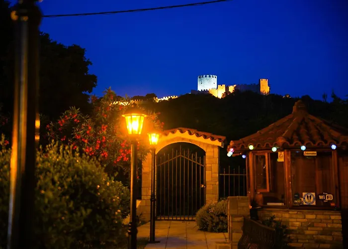 Irida 'n' Pool Vendégház 3*